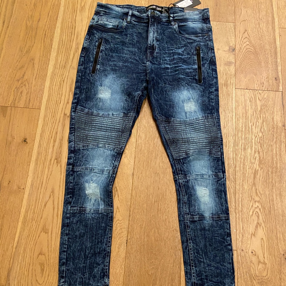 NWT Legendary Status Jeans, Size 38